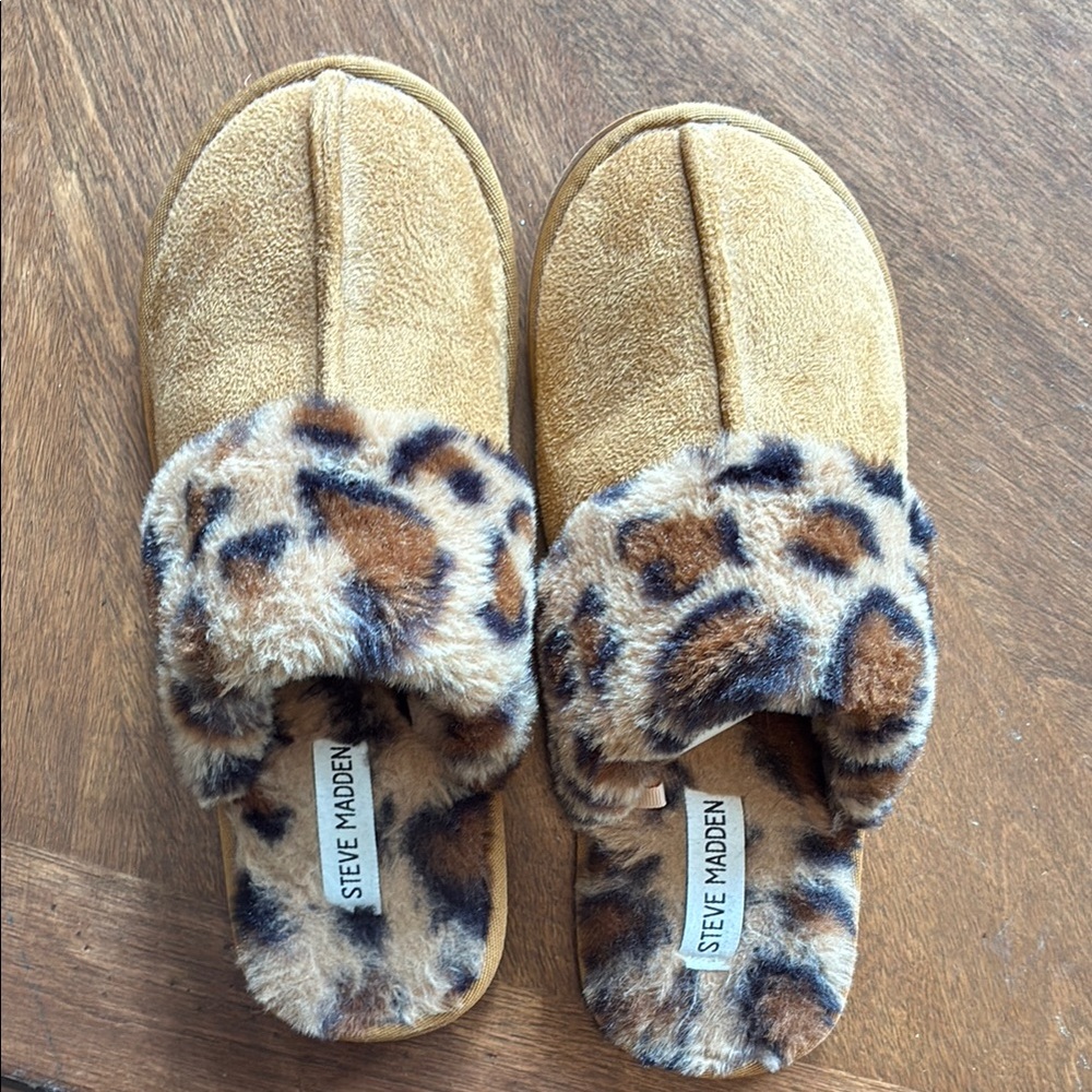 Steve Madden Tan and Leopard Slippers